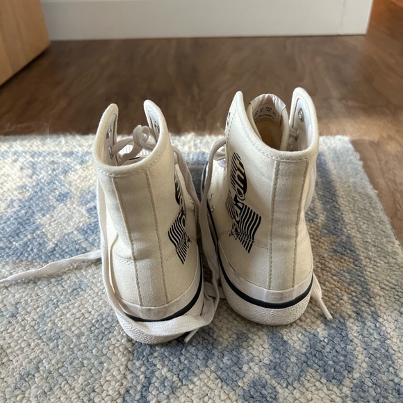 Isabel Marant Benkeen High-top Sneakers - Picture 4 of 4